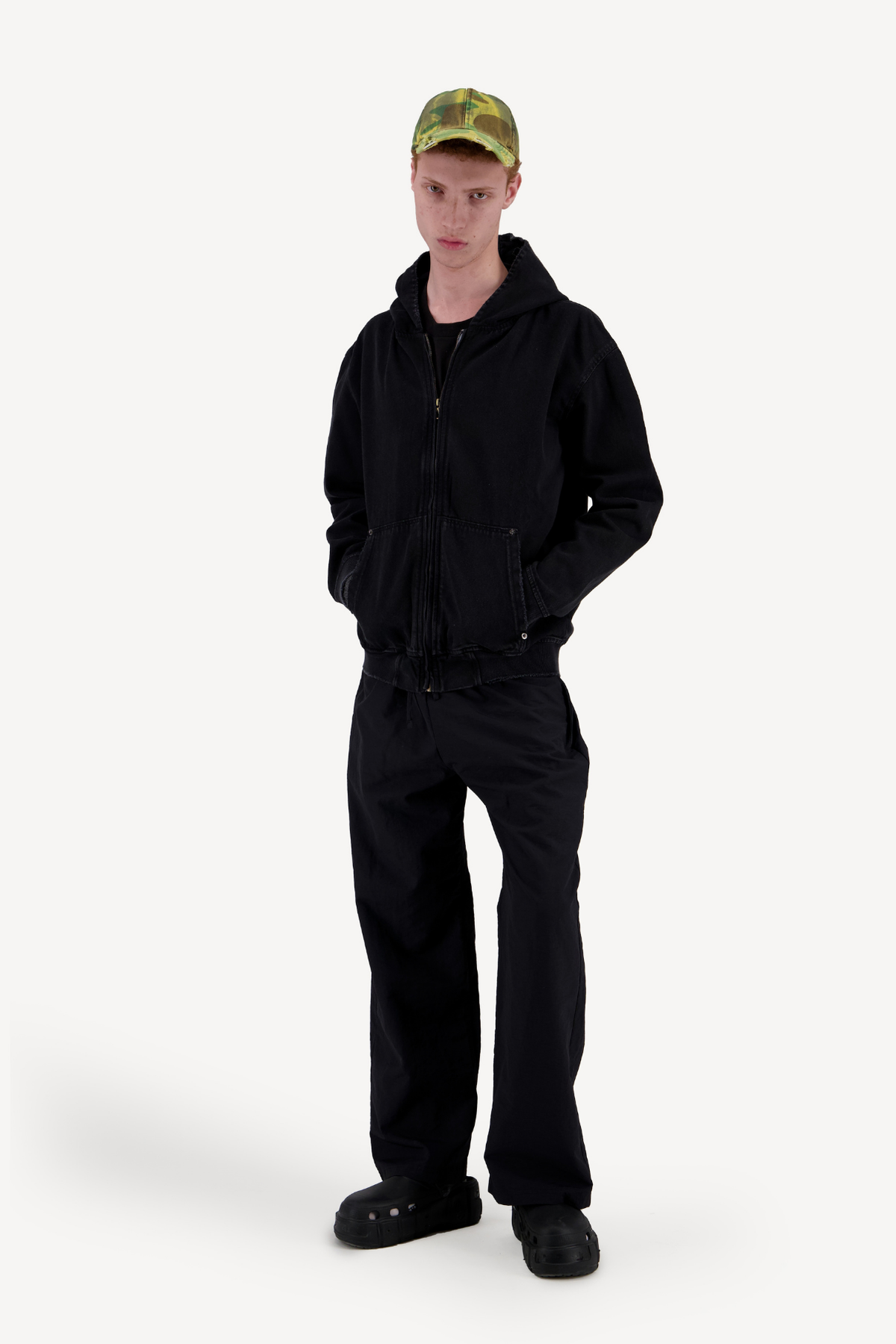 hooded denim jacket [black]