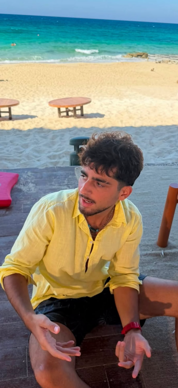 POEPLE WHO LOVE THE 1/4 LINEN SHIRT!