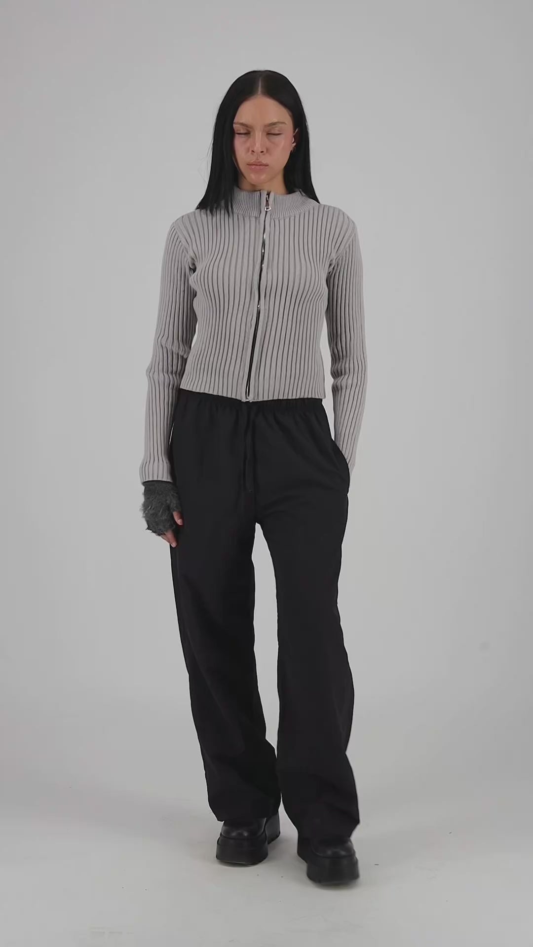 striped zip-up [grey]